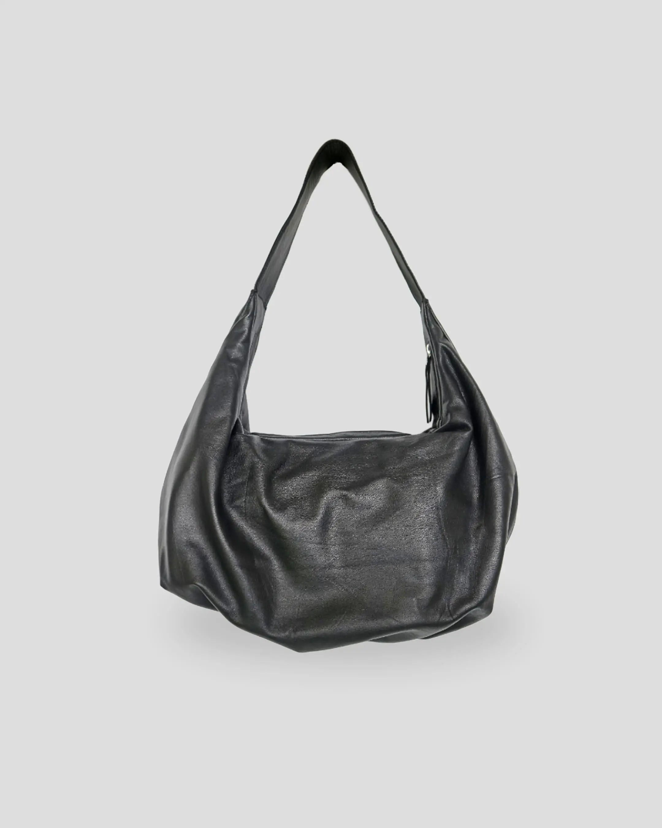 Shoulder bag for women keyword research showing high search volume and related terms