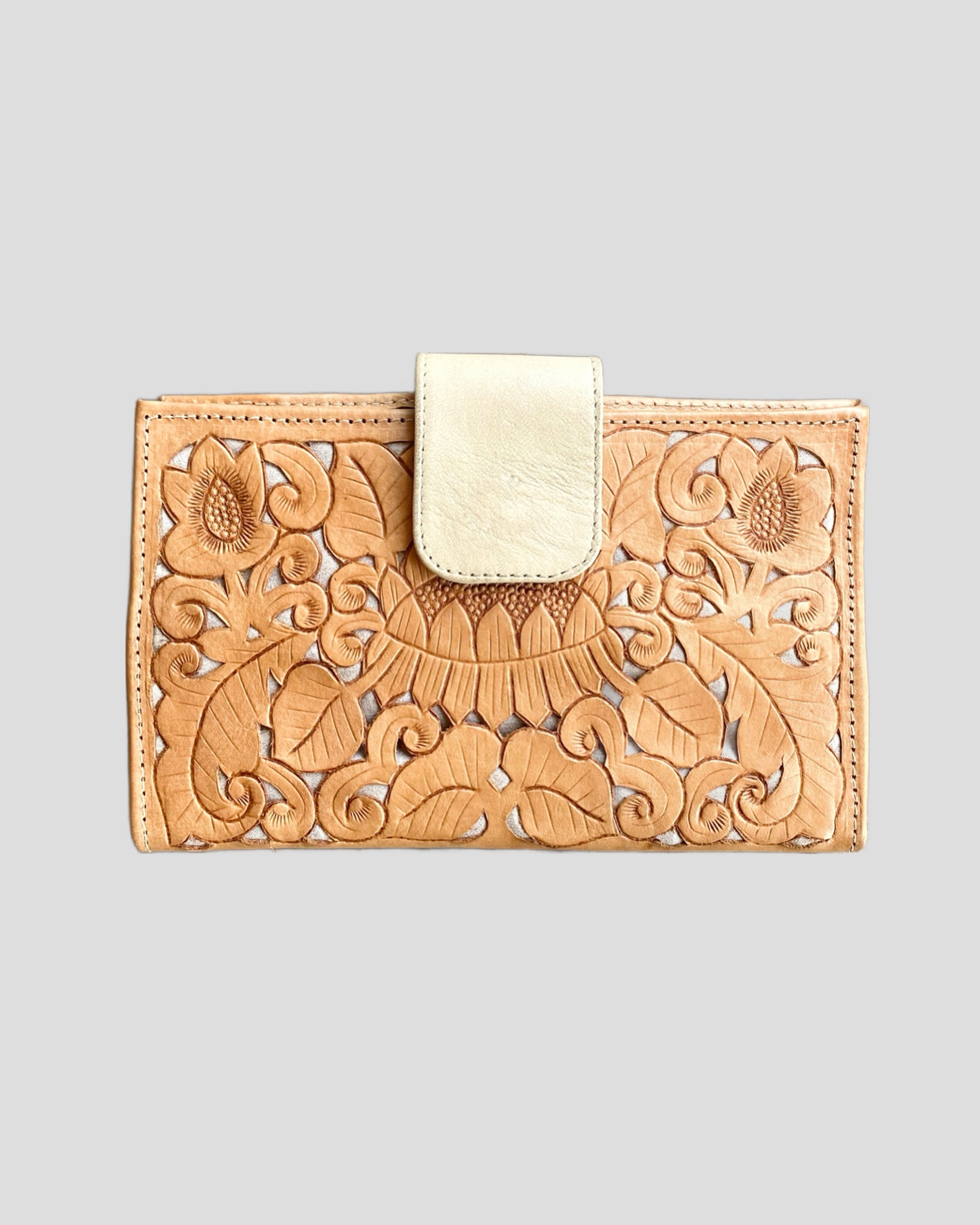 Flat Carving Wallet