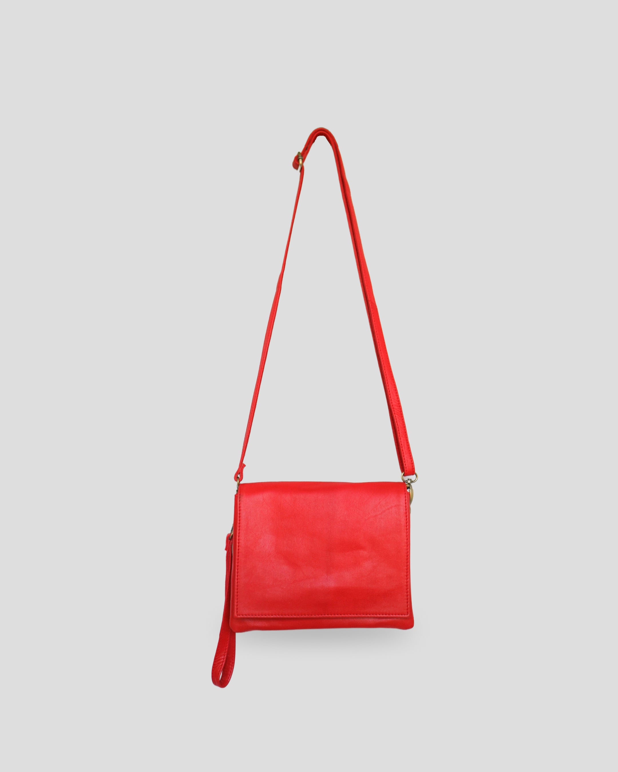 Navi sling bag by Nam Leather Bali