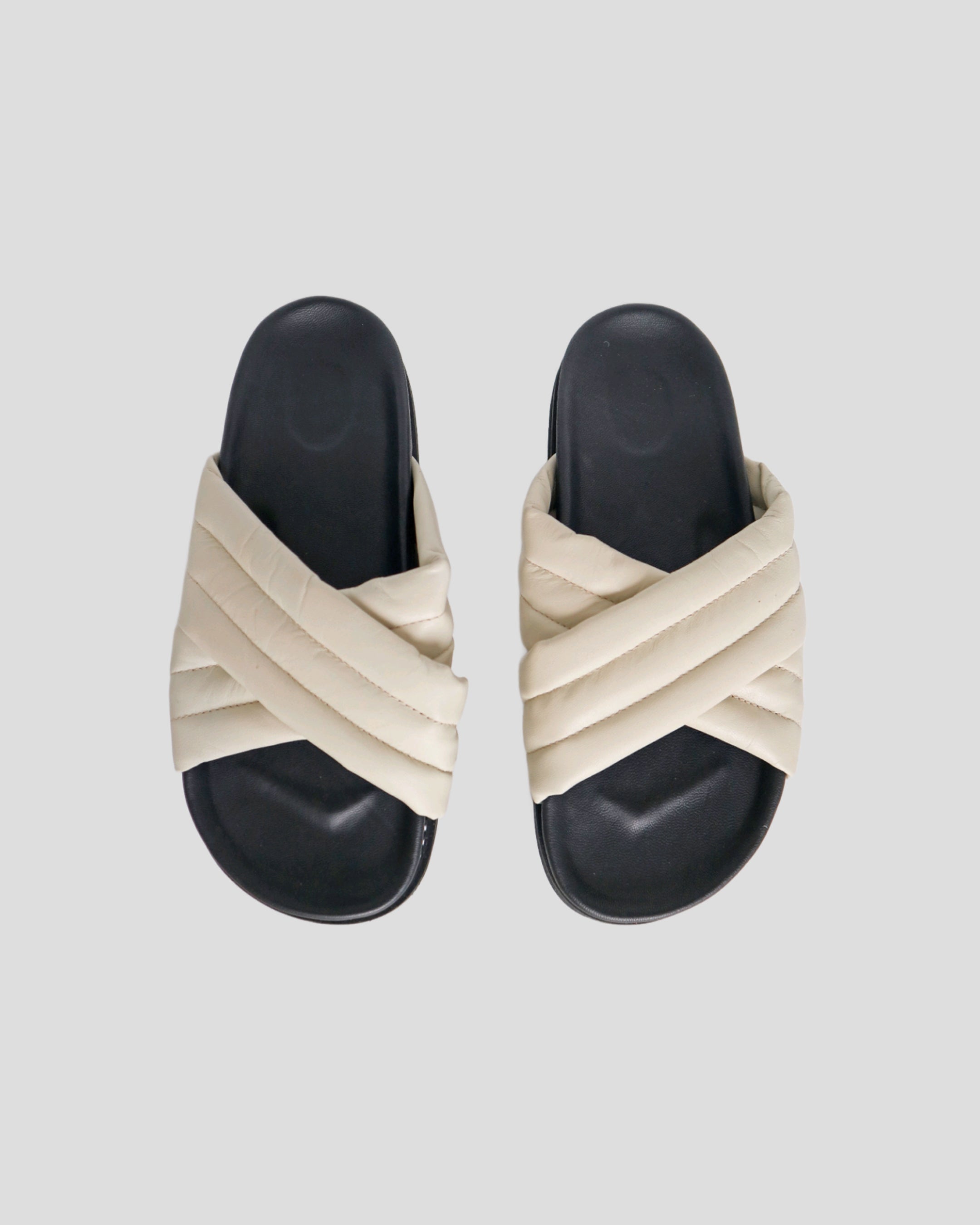 Pluntir Sandal