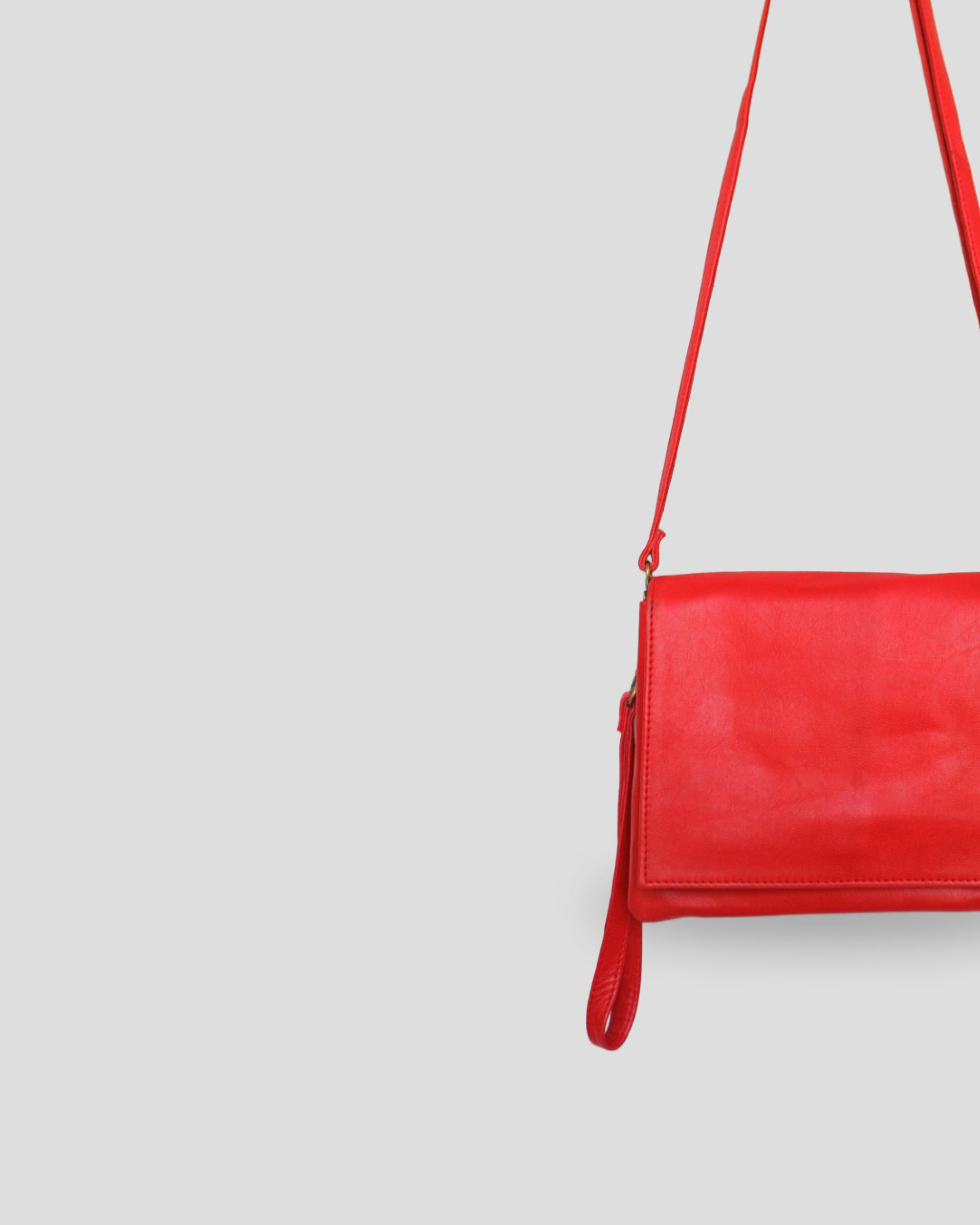 Navi sling bag by Nam Leather Bali