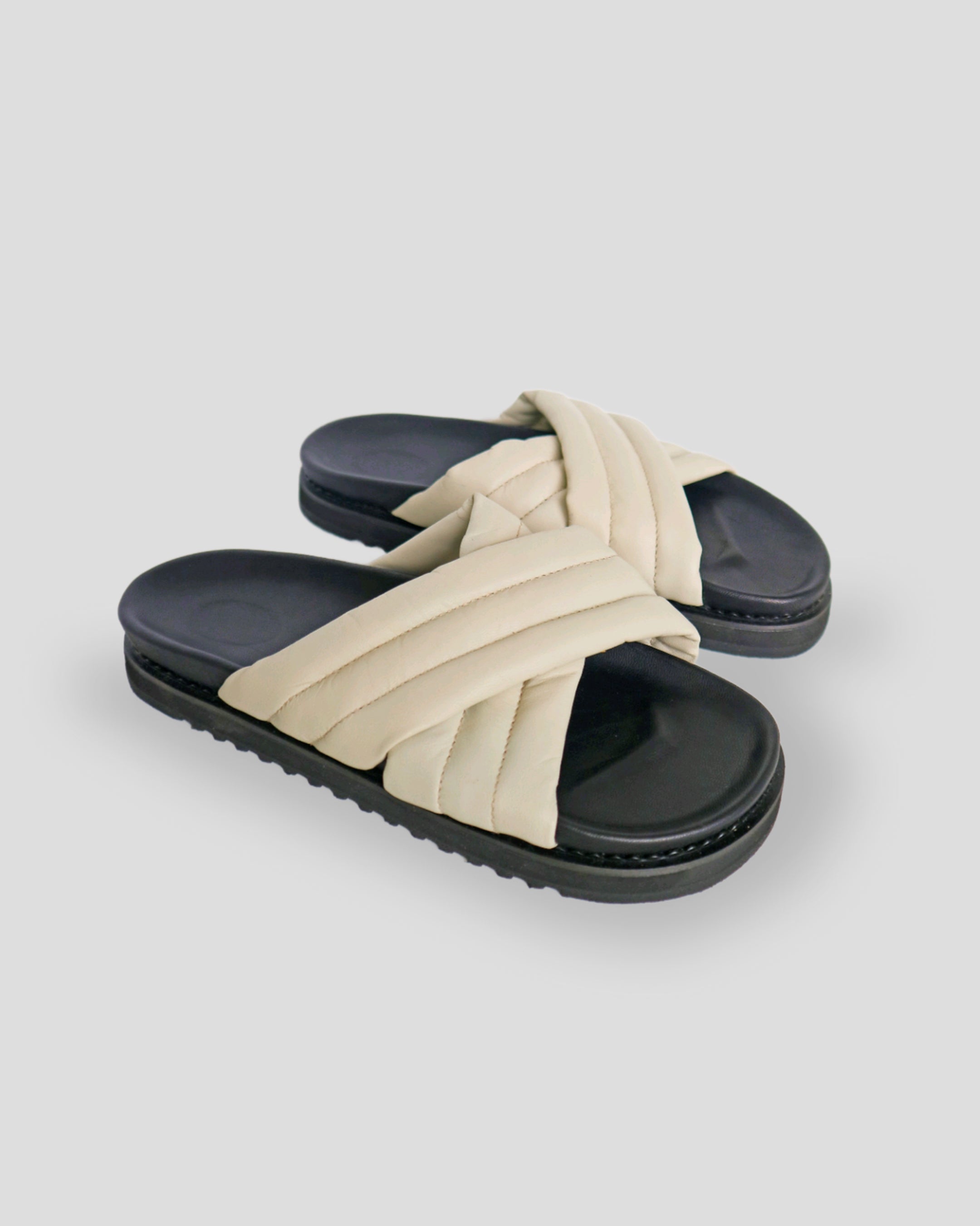 Pluntir Sandal